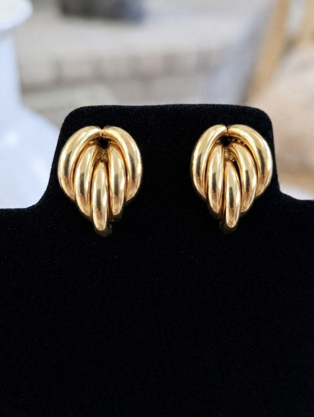 San Marco Italian Earrings. 14k. Early 90s Vintage. EUC. 4.25g